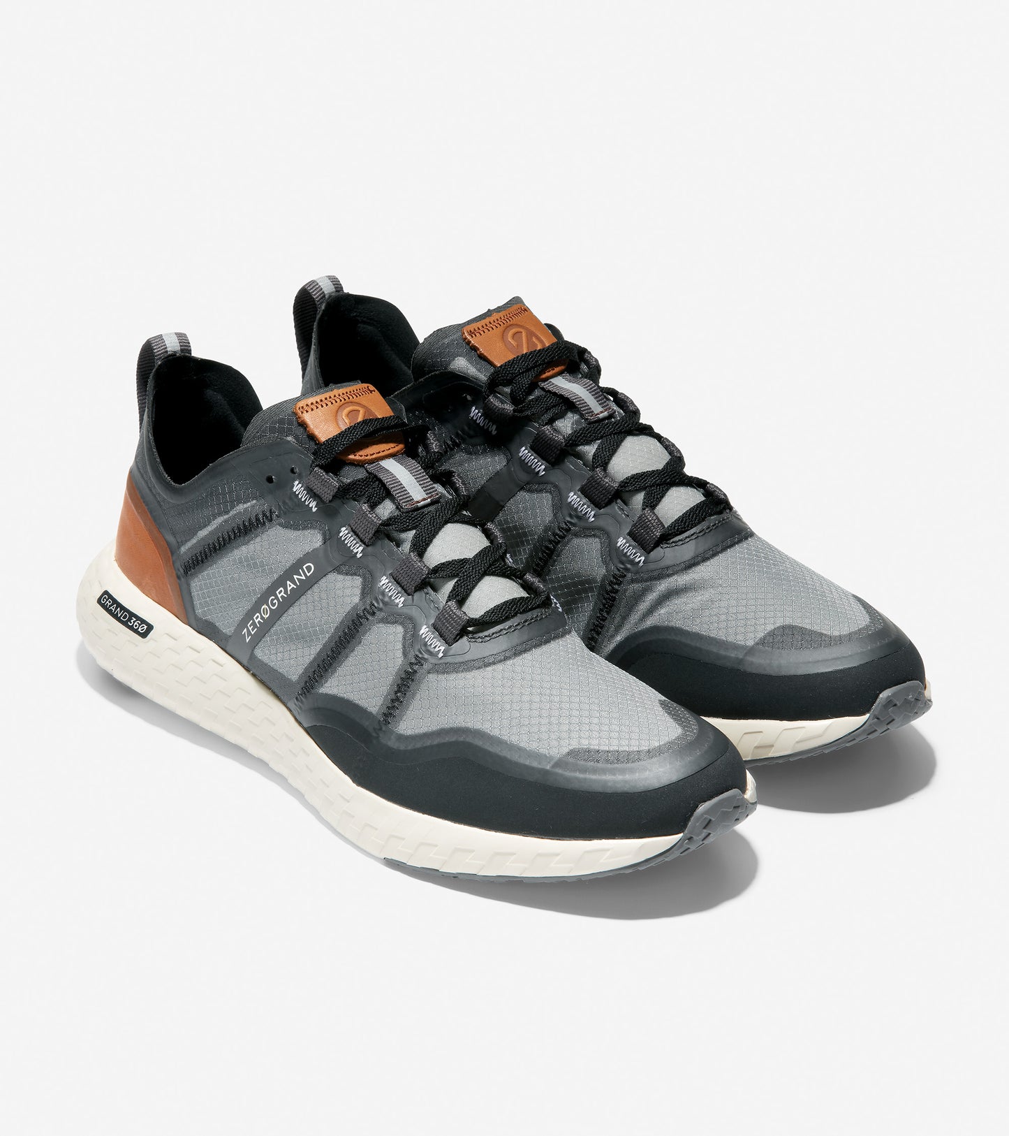 ZERØGRAND Outpace Running Shoe