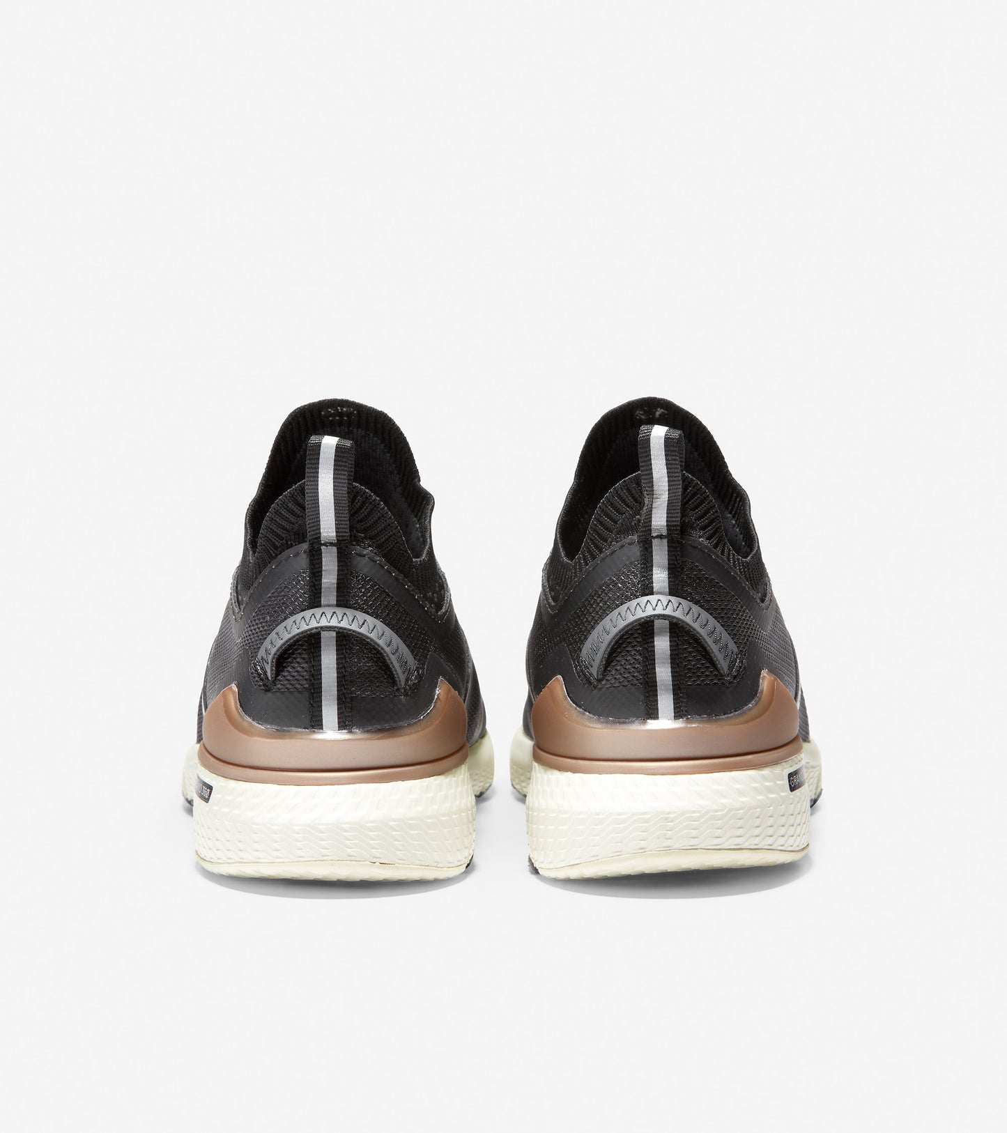 ZERØGRAND Overtake Running Shoe