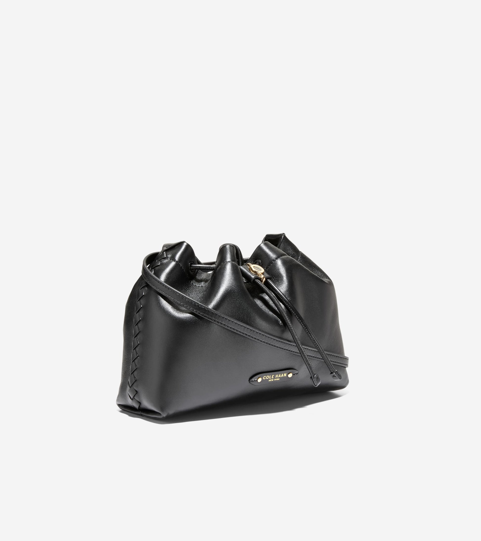U08225:BLACK:0000