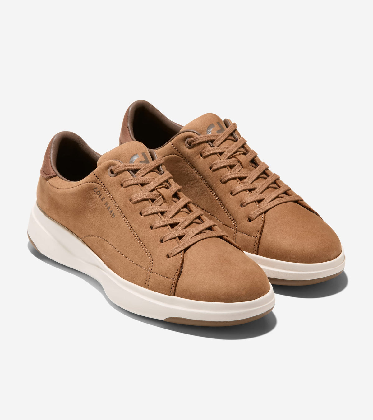 C44716:TOASTED COCONUT NUBUCK / CH CHESTNUT / IVORY