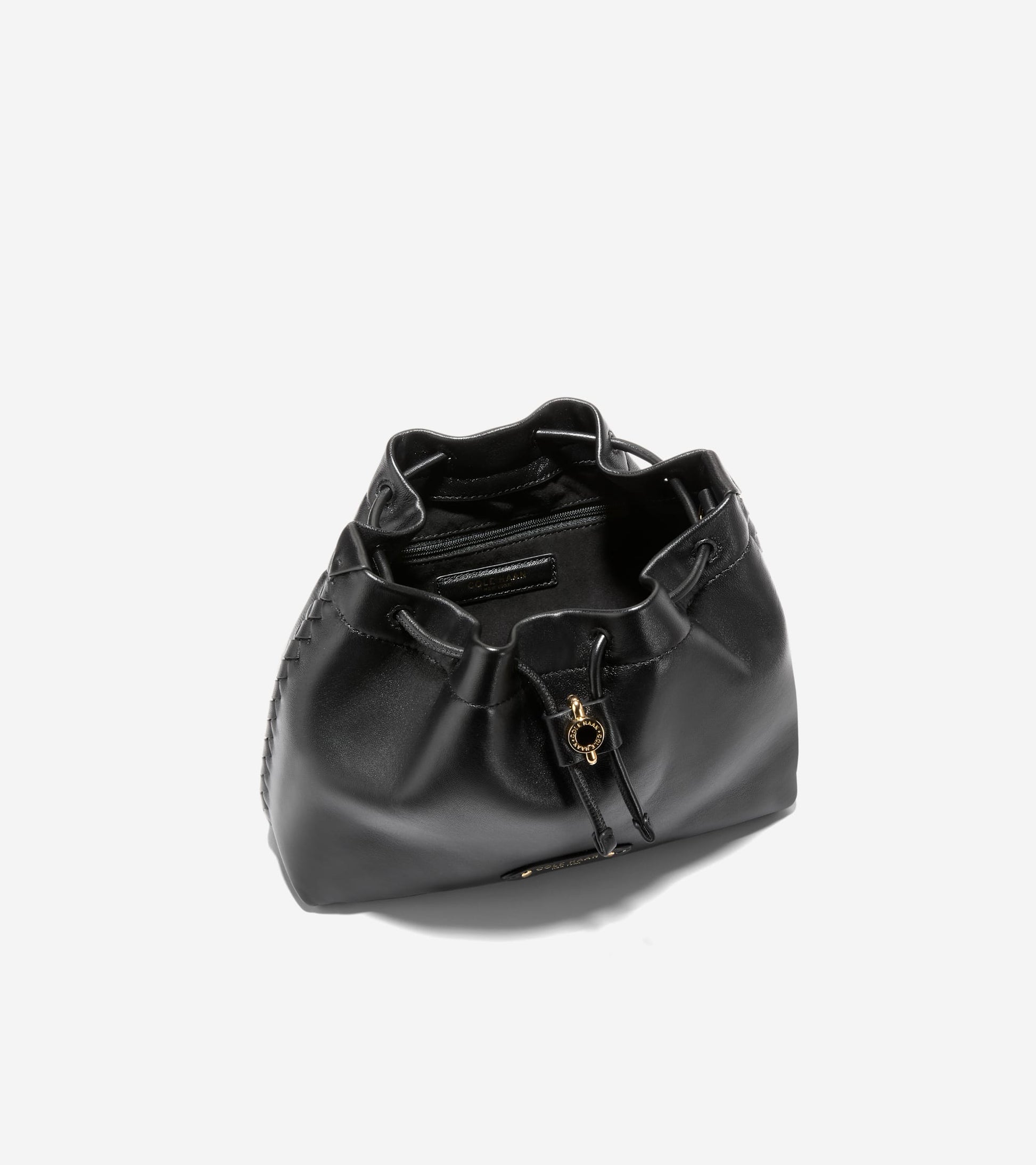 U08225:BLACK:0000