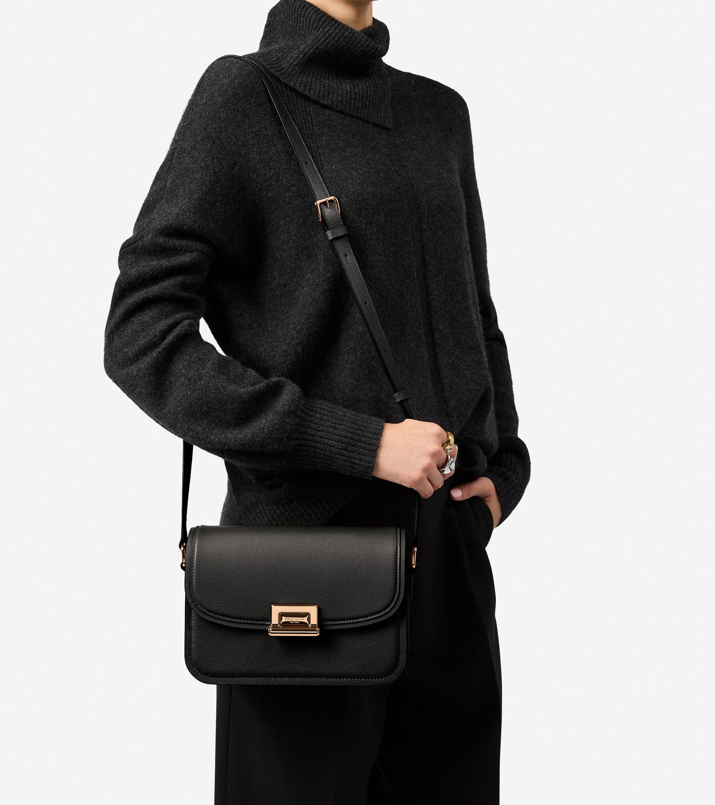 U08795:BLACK:0000