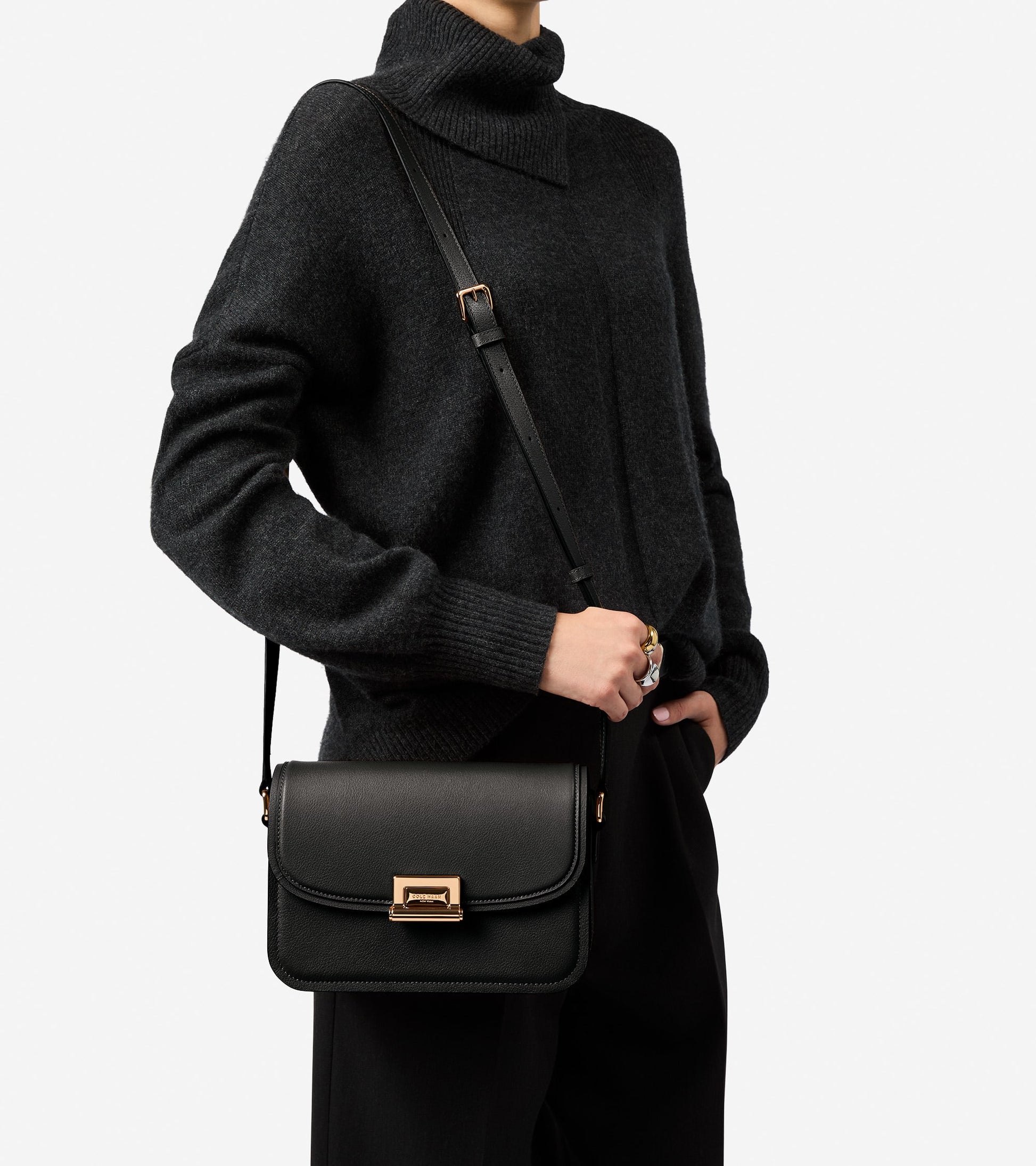 U08795:BLACK:0000