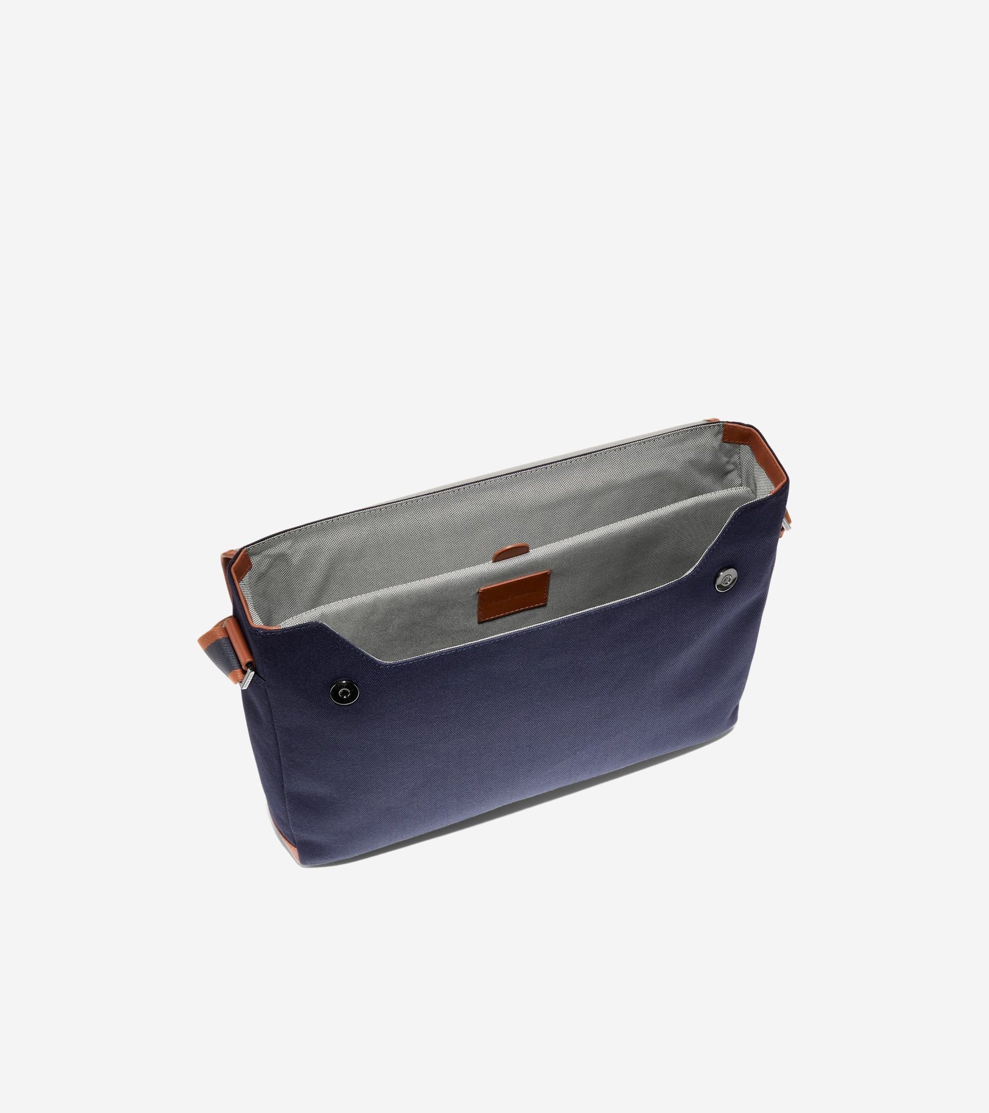 F12592:CH MIDNIGHT MOON/NEW BRITISH TAN:0000