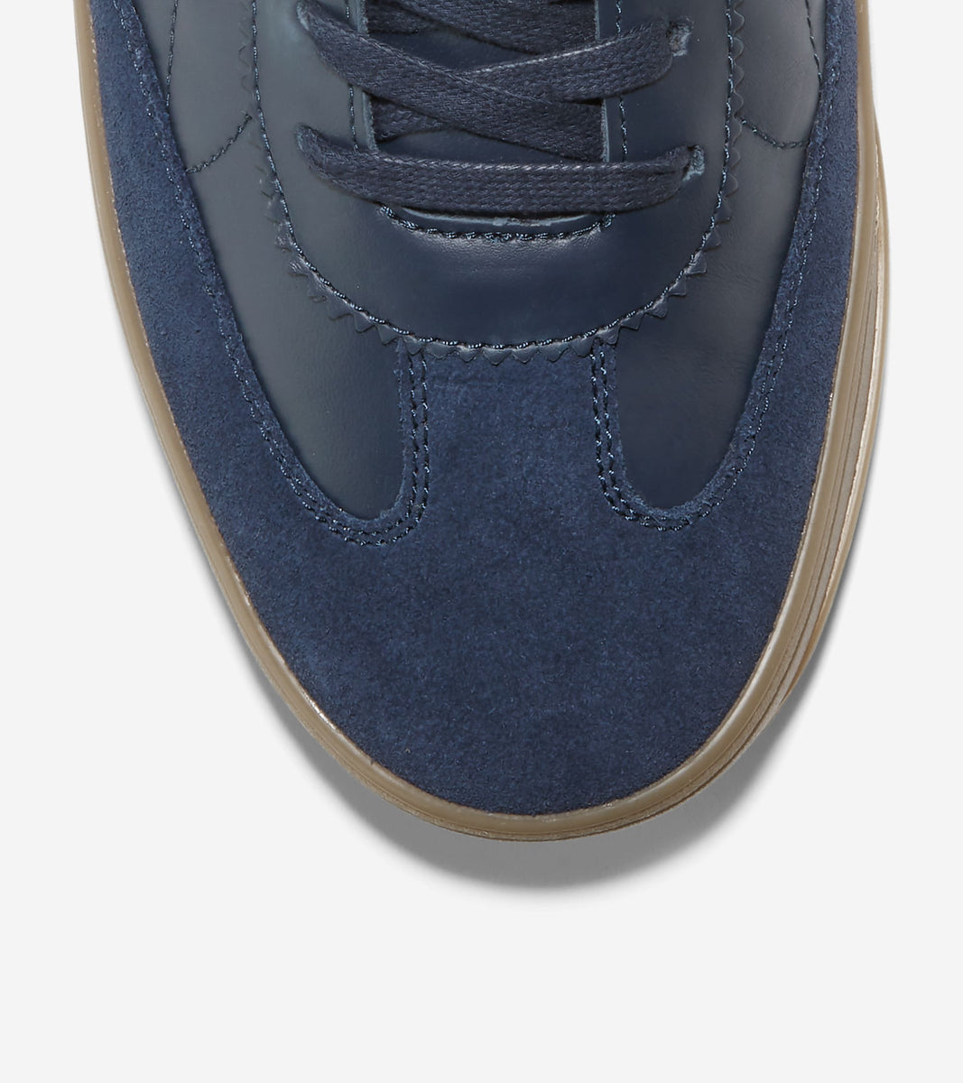 C38051:NAVY/CH BRITISH TAN/GUM