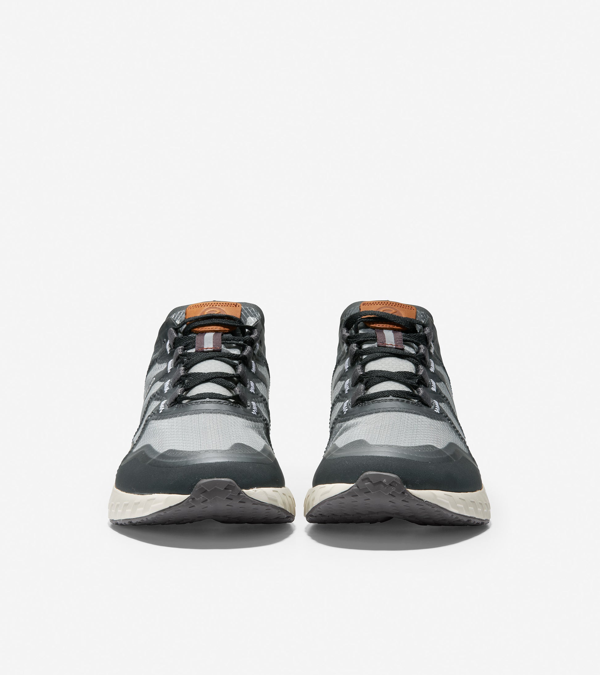 ZERØGRAND Outpace Running Shoe
