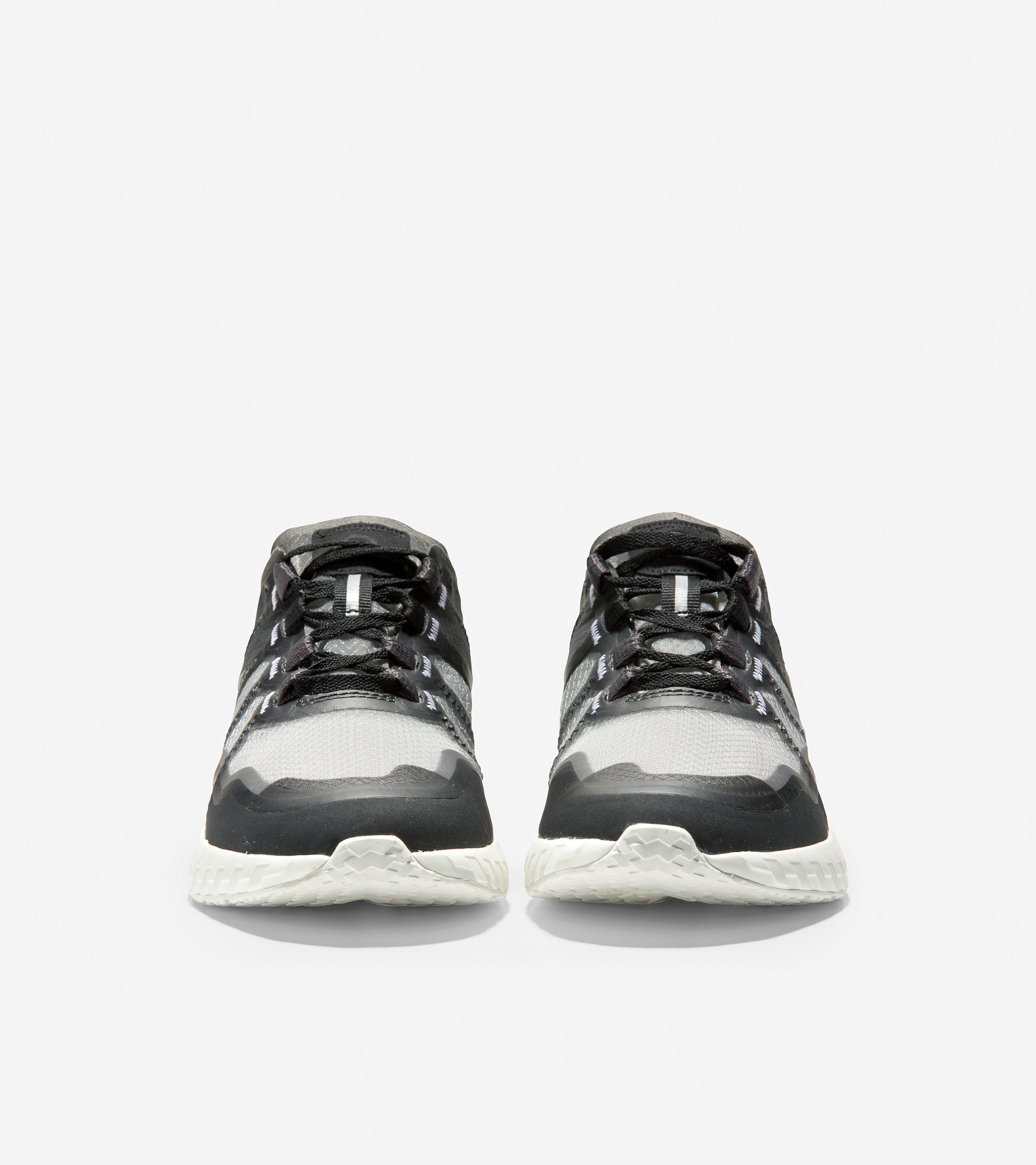 ZERØGRAND Outpace Running Shoe